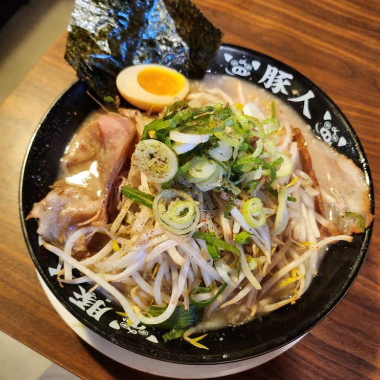  홍대 라멘 맛집 :: 부탄츄 본점 돈코츠 라멘 & 츠케멘