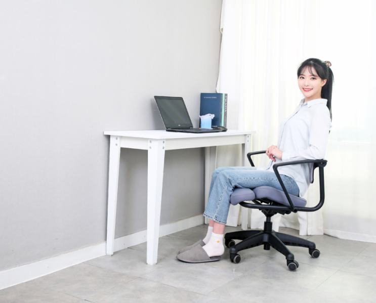 초등학생에서 고등학생까지, 바른 자세를 만들어주는 공부의자 추천! 사무용 컴퓨터의자로도 좋아요 :D