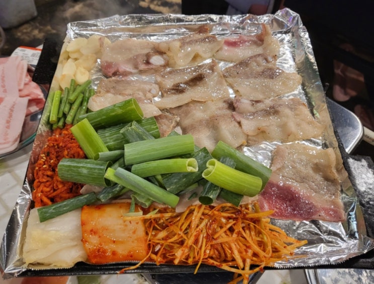 성복역 레트로 감성 냉동삼겹살 <잠수교집> 성복역 레트로 감성 냉동삼겹살 <잠수교집>
