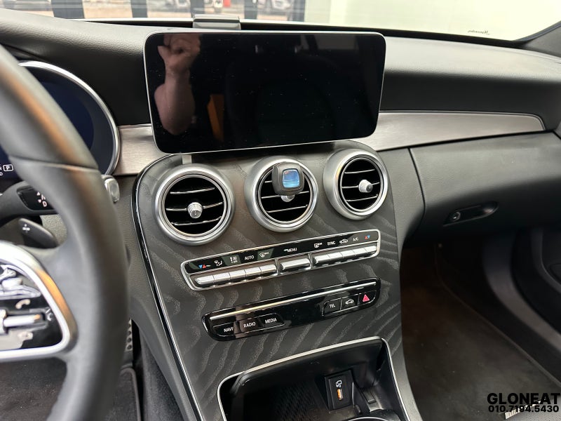 인천 서구 / 엠비언트 / 벤츠C클래스(W205)AMG - 송풍구엠비언트 교체로 더욱 멋스럽게 / 벤츠 / C-클래스 / C-클래스 W206