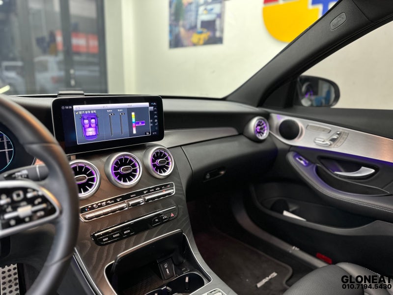 인천 서구 / 엠비언트 / 벤츠C클래스(W205)AMG - 송풍구엠비언트 교체로 더욱 멋스럽게 / 벤츠 / C-클래스 / C-클래스 W206