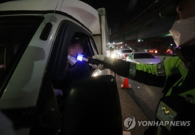 “통장에 2억원 있으세요”…음주운전 사고부담금 올렸더니 “통장에 2억원 있으세요”…음주운전 사고부담금 올렸더니