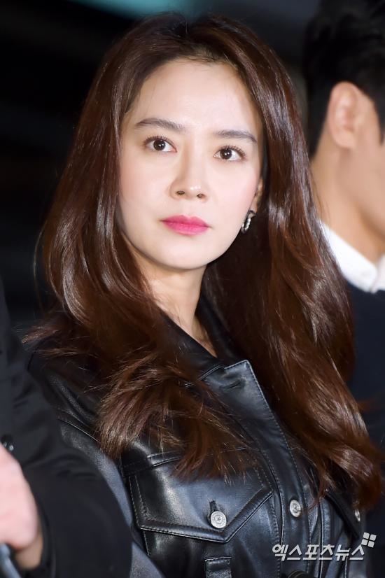 "양심있으면 하차해라" 송지효, 런닝맨 '고액' 출연료 공개되자 욕먹는 소름돋는 이유 "양심있으면 하차해라" 송지효, 런닝맨 '고액' 출연료 공개되자 욕먹는 소름돋는 이유