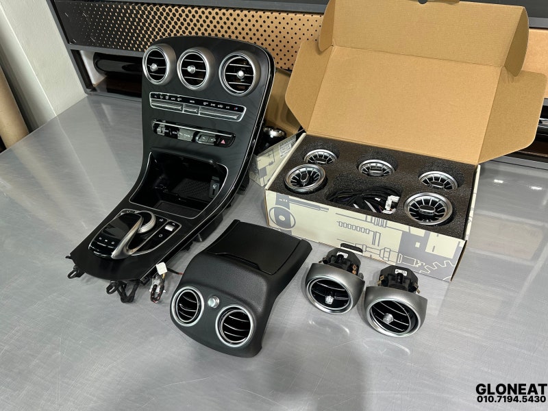 인천 서구 / 엠비언트 / 벤츠C클래스(W205)AMG - 송풍구엠비언트 교체로 더욱 멋스럽게 / 벤츠 / C-클래스 / C-클래스 W206