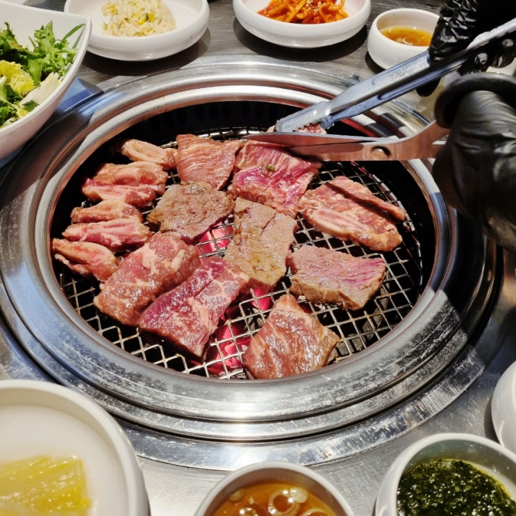 청기와타운 LA양념갈비 맛 장난 없다