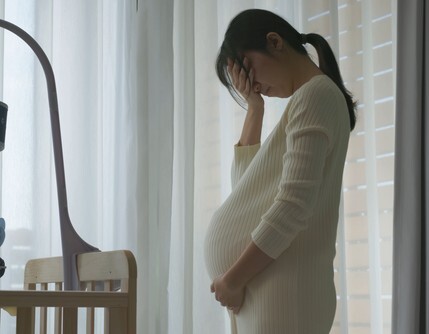 일하는 여성 매년 5만명 유산·사산…산재 인정 10명뿐 일하는 여성 매년 5만명 유산·사산…산재 인정 10명뿐