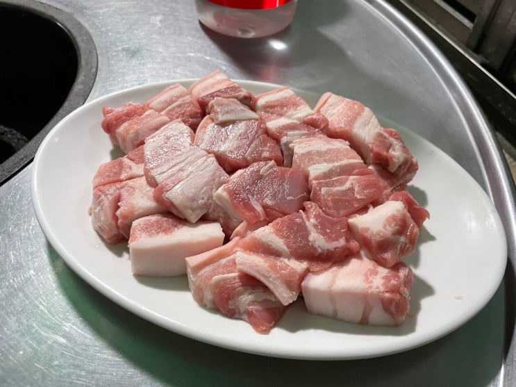  안양 평촌 세경정육식당 두툼한 생오겹살구이