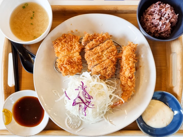  제주서귀포맛집 / 서귀포남원맛집 돈까스 & 소바 '호화돈카츠'