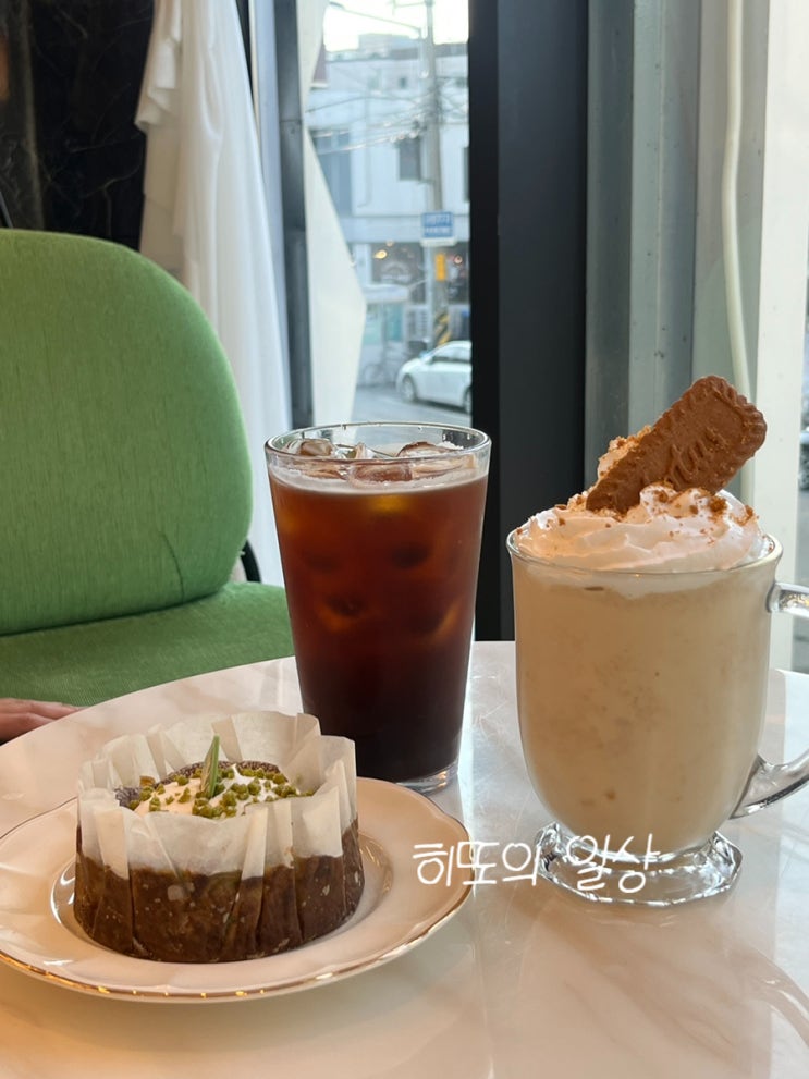  층마다 분위기가 다른 / 전남대 카페아빌라 / 전남대 카공카페 / 전남대후문카페 / 전대후문카페