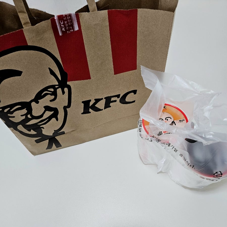 KFC 영통씨네마점 사진 2