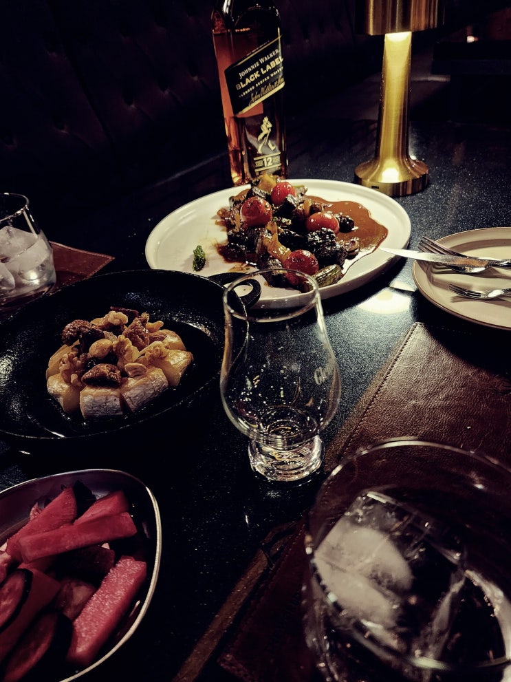  [제주시맛집/제주말렛] 제주공항 근처 분위기 좋은 와인바/칵테일바, 혼술 맛집, 분위기맛집