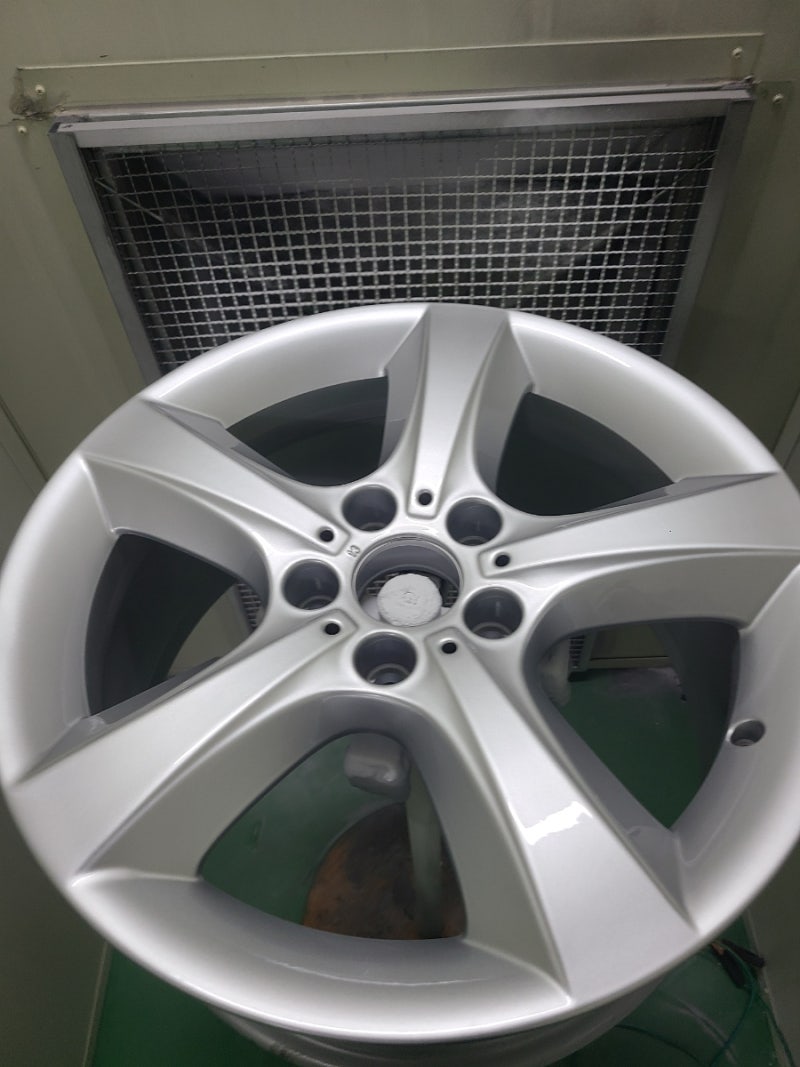 경기 오산 외삼미로 / 휠복원/도색 / BMW / X5