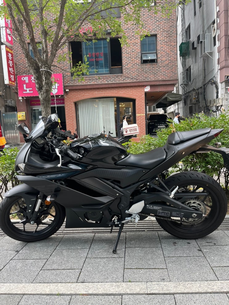 세번째 바이크 이야기 YZF R3(알삼) 세번째 바이크 이야기 YZF R3(알삼)
