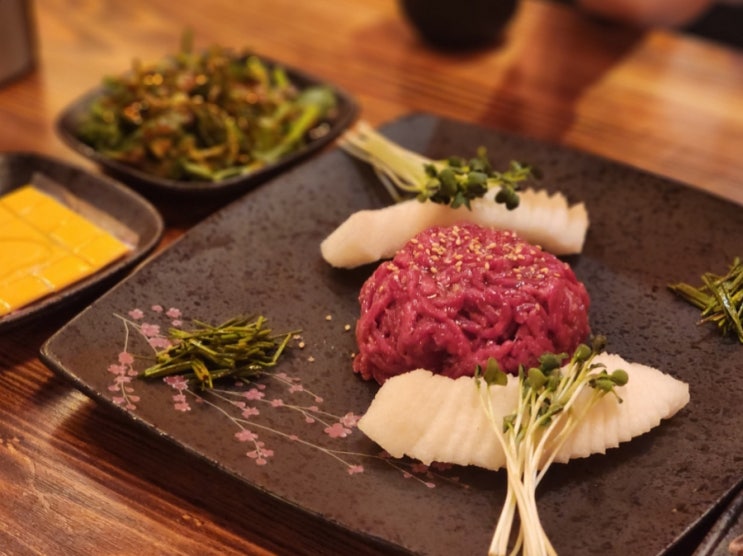  [야당맛집] 신선한 육회와 육사시미 먹고싶다면 육회말투아웃 파주야당점