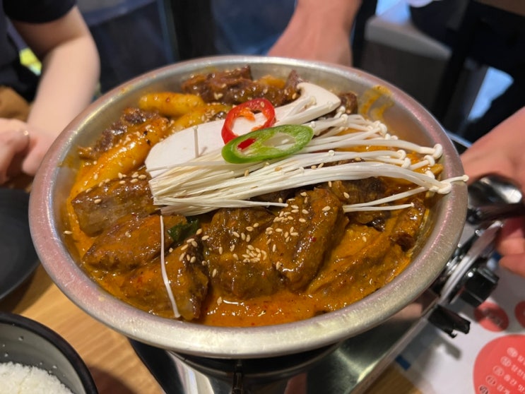  [서울/신촌]신촌에서 갈비찜을 먹을 수 있는, 소신이쏘(?)