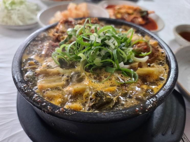  부여 맛집 노다지감자탕 해장 제대로 했어요.
