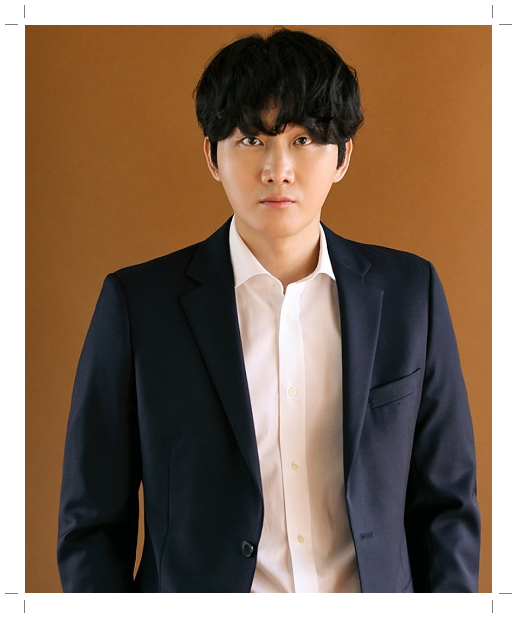 이용진 키 나이 학력 집 유튜브 mbti 안경 개그맨