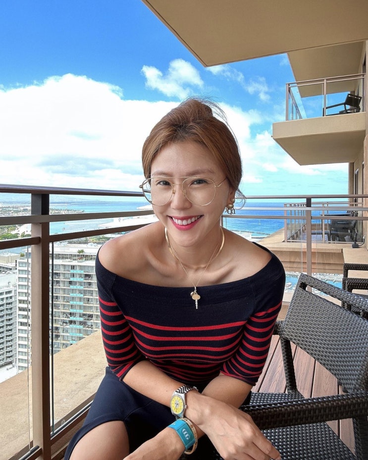 "전화 한 통에 재계가 흔들" '주영훈' 이윤미, 카카오 회장님과도 친분이 있다는 인맥왕 "전화 한 통에 재계가 흔들" '주영훈' 이윤미, 카카오 회장님과도 친분이 있다는 인맥왕