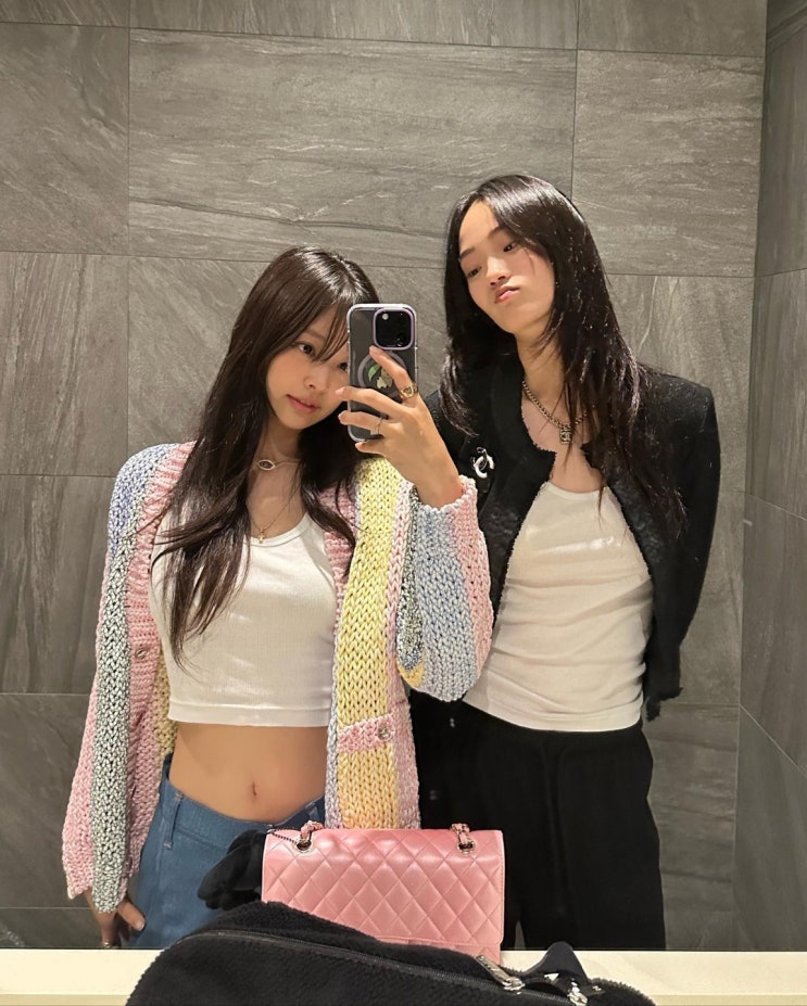  블랙핑크 제니, 절친 신현지 블핑 춤 커버에 "어디가서 나한테 배웠다고 하지 말랬지"