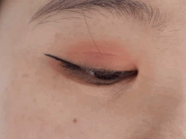  [손앤박] 깔끔하고 또렷하게 그려지는 아이라이너 추천 "트루 펜 아이라이너"