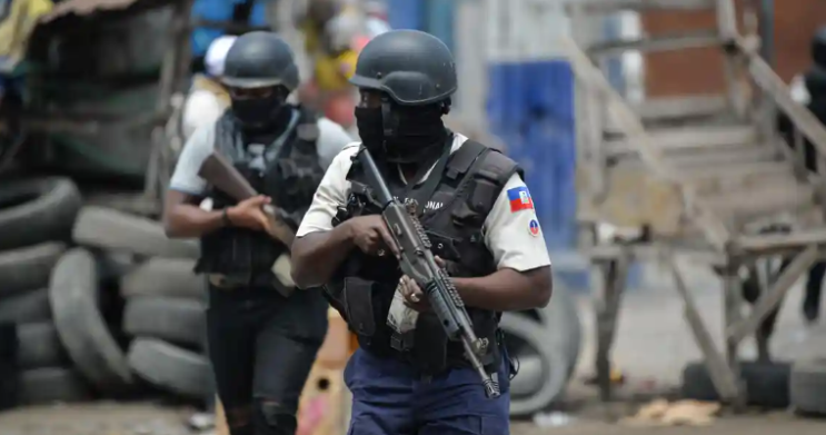 유엔 전문가들, 폭력조직 폭력 속 아이티 무기 금수 촉구