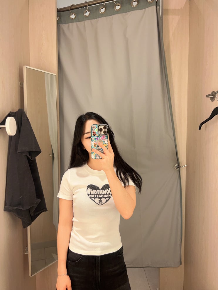 H&M 세일! 가성비 좋게 여름 반팔티 준비하기! 피티드 코튼 탑 H&M 세일! 가성비 좋게 여름 반팔티 준비하기! 피티드 코튼 탑