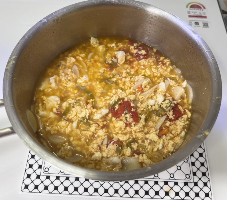  [처음 하는 야매 요리] 토마토 계란국? 계란탕? 암튼 맛있습니다. + 요리의 재미에 대한 고찰, 지옥의 상추 된장국