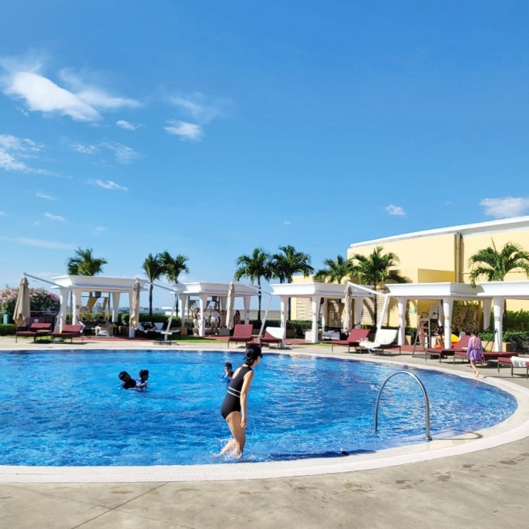 마닐라 오카다 야외 실외 수영장 호텔pool 즐기는 방법