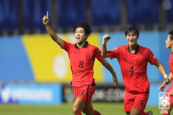 [U-17 아시안컵] 한국 U-17 <b>축구대표팀</b> 2일(내일) 일본과 <b>우승</b>... 