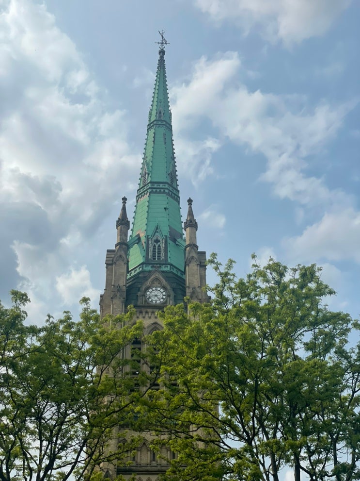 2023.EP.521. 캐나다 토론토 사진 명소 : St. james 교회 , 공원