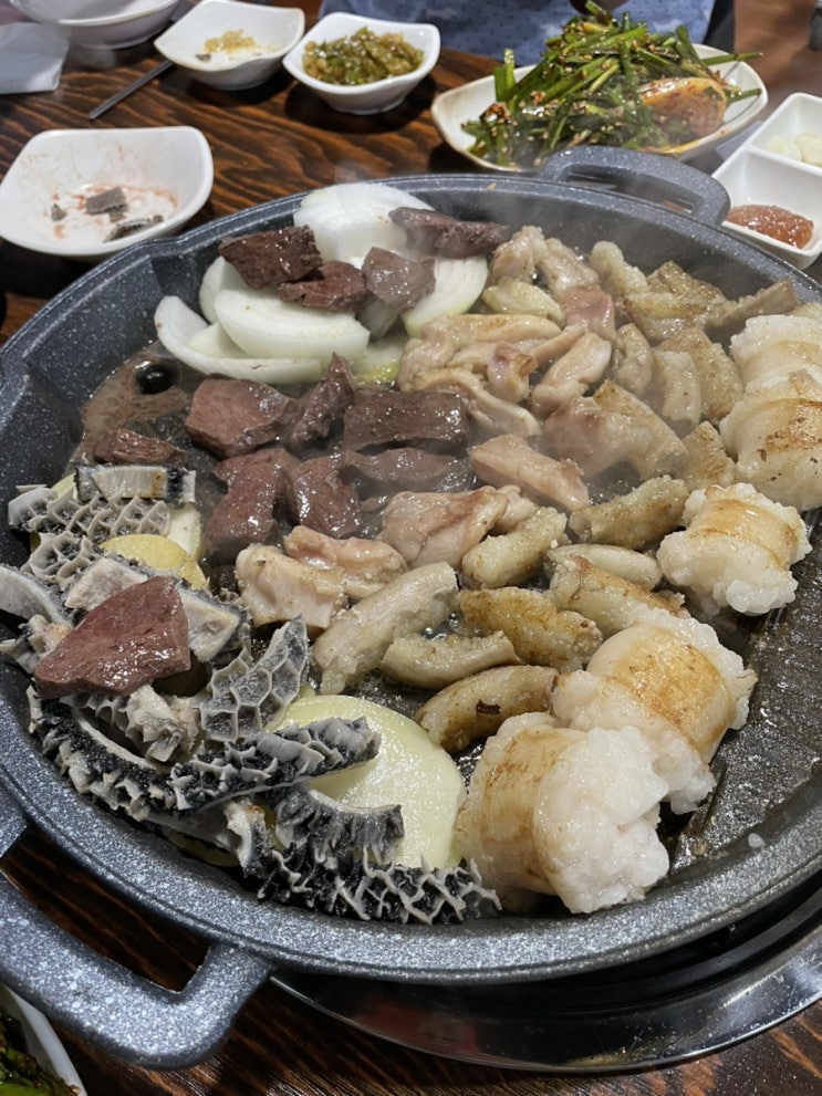  금촌 맛집 로터리황소곱창 모듬구이 냠냠!