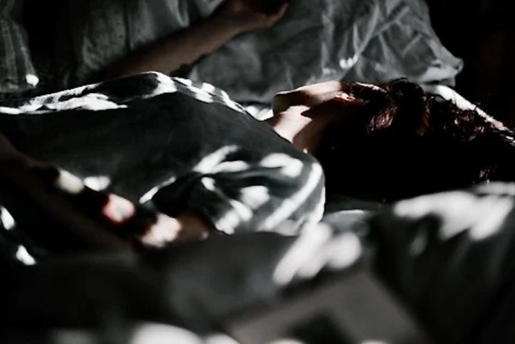  충분히 잠을 안 자면 발생하는 악영향