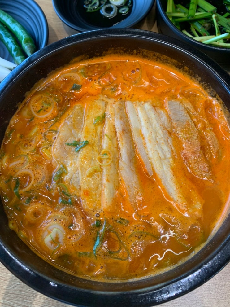  [김포]돼지국밥/성미옥/깔끔한 한상/얼큰돼지/깔끔돼지국밥/경남사람 인정