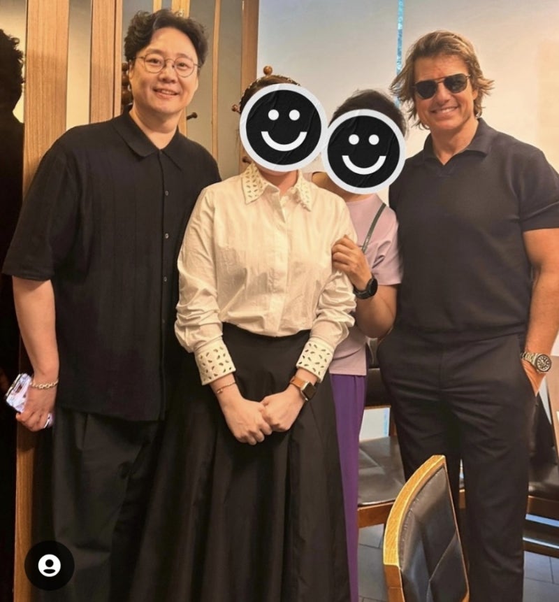 톰 크루즈 류담의 불고기 식당 역전회관에서 500만원 결제하고 경의선 숲길 누비며 팬 서비스