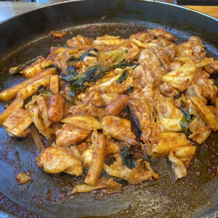  송도 아트포레 막국수까지 맛있는 오투닭갈비&부대찌개