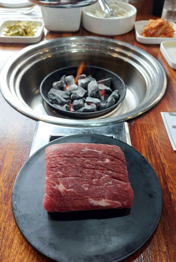 지우갈비: 명동역 맛집 통갈비 맛있는 명동 모임 하기 좋은 명동 고기집