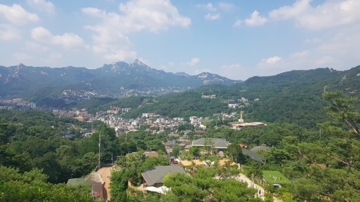  돈내고 잠재적 도둑취급받기: 목인박물관 목석원