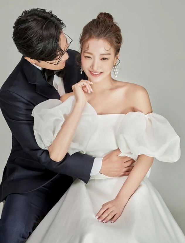 42세 이인혜 임신, 활동하면서도 고려대 합격 "치과의사 남편 교육열 높아" 42세 이인혜 임신, 활동하면서도 고려대 합격 "치과의사 남편 교육열 높아"