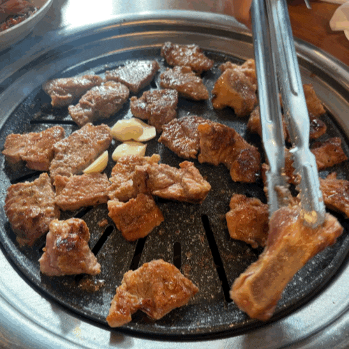  돼지갈비&김치 맛집인 연남동 고기집, 풍년숯불갈비