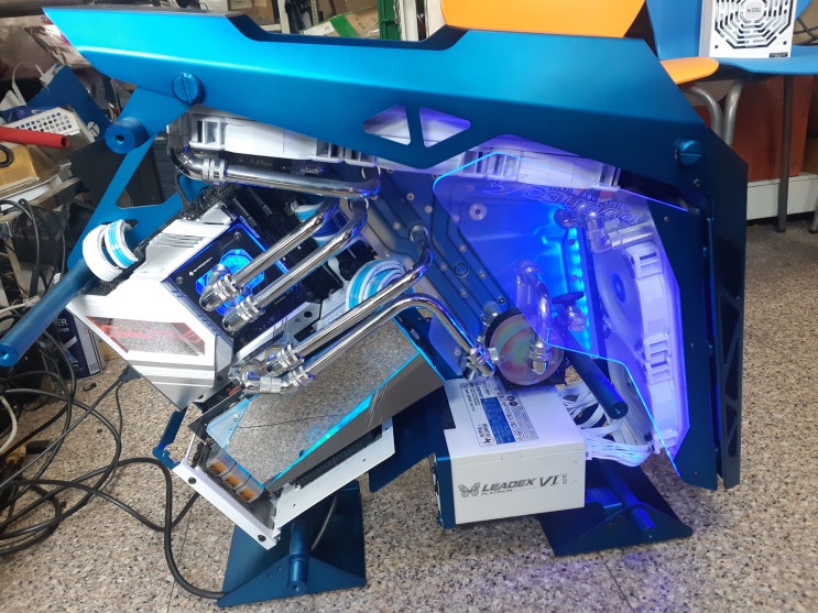  수냉쿨러 커스텀PC 수냉컴퓨터 파워서플라이 불량 슈퍼 플라워 SF-1000F14PE 교체  NVME SSD 2개 추가 작업