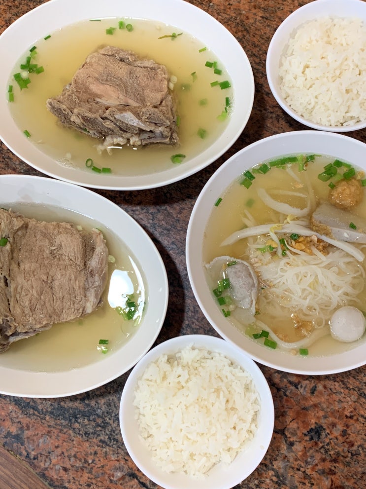  치앙마이 세번이상 갔던 님만맛집 시아어묵국수 Sia Fish Noodles 어묵국수보다 뼈찜이 더 맛있었던 시아피시누들