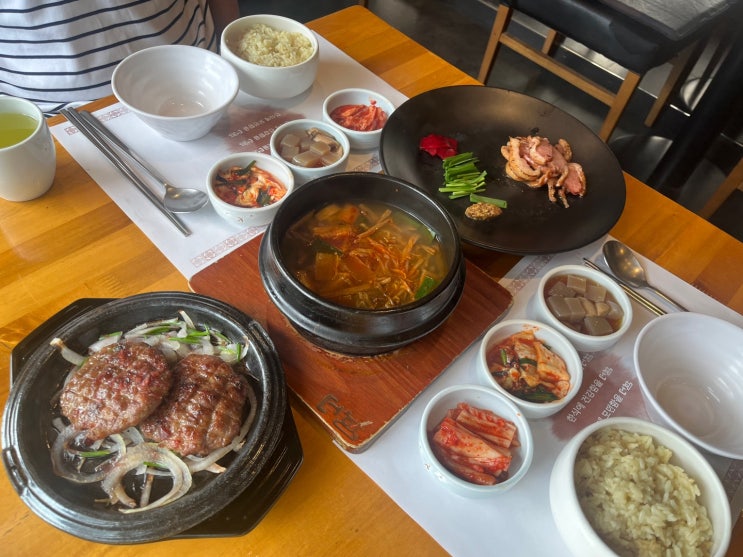 용산 숙명여대_더함(한식코스, 한정식, 육개장, 떡갈비 맛집)