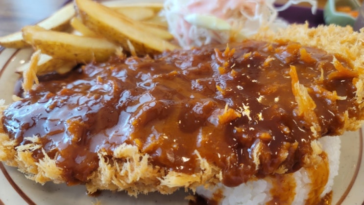  울산 북구 매곡 복산돈까스 2인 3메뉴 (찬소바+쪼매난카레까지) 맛집 인정!