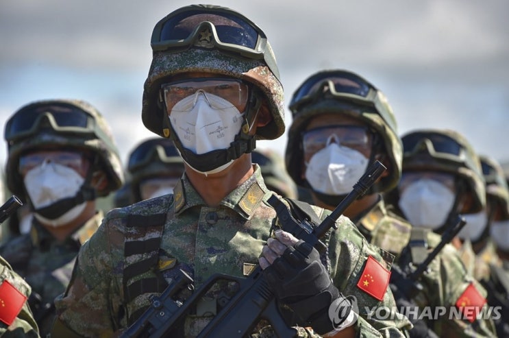 <b>군사</b>협력 수위 높이는 중·러, 해군 <b>합동</b> <b>훈련</b>·순찰도... 
