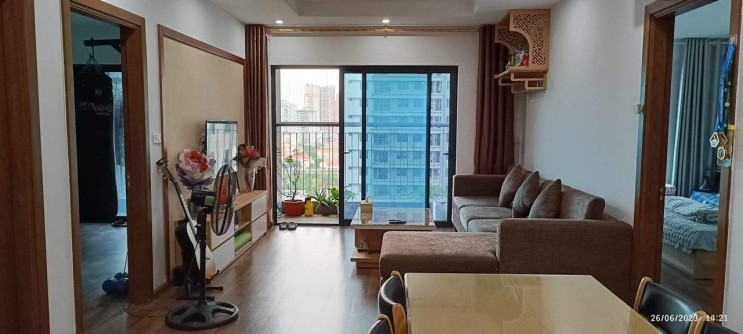 하노이 골든팰리스 아파트 3룸 풀옵션 임대 월세 1600만동, 중층 34평 [2023년 7월 즉시입주가능]