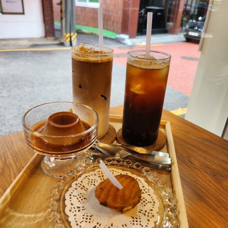  [신당동 맛집] 떡볶이만 먹고 가지 마세요! 숨은 디저트 카페, 파티세리 비레이 추천! 떡볶이 타운
