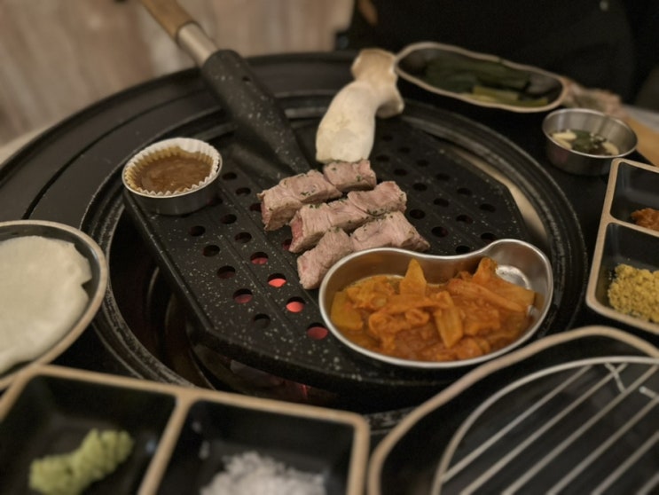 부산맛집 - 온천천 맛집 부산 데이트 코스 일본식 가옥 돼지고기 맛집 '로산가옥'