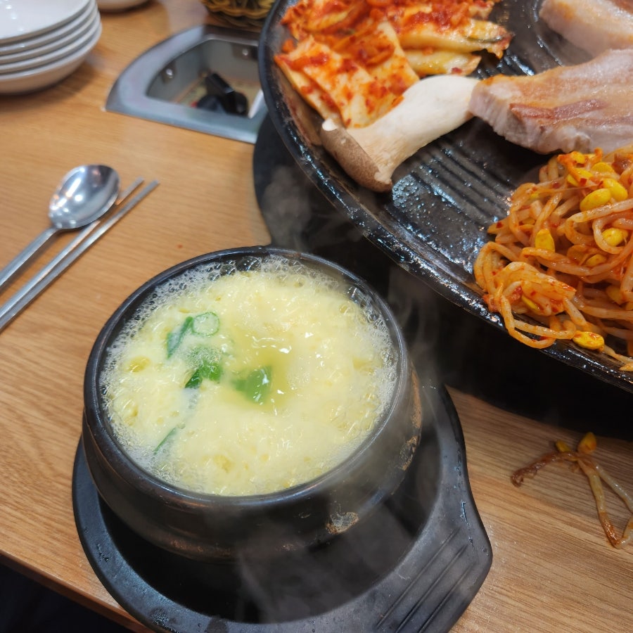 싹쓰리솥뚜껑김치삼겹살 중계본점 사진 5