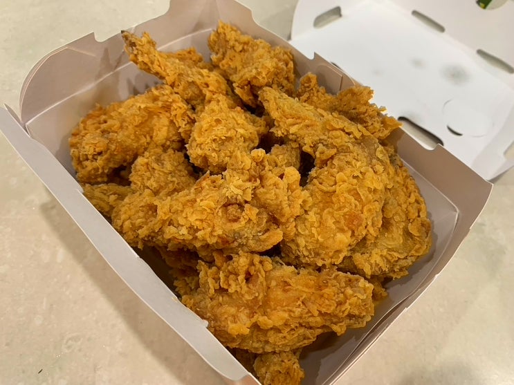  쿠팡이츠 배달 와우회원할인10% 받고 내돈내산 BHC치킨 후기