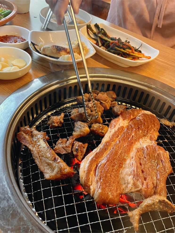 남위례역맛집 해뜨는소돼지갈비:) 두툼한 두께감, 육즙 가득한 수제양념 숯불 돼지갈비 